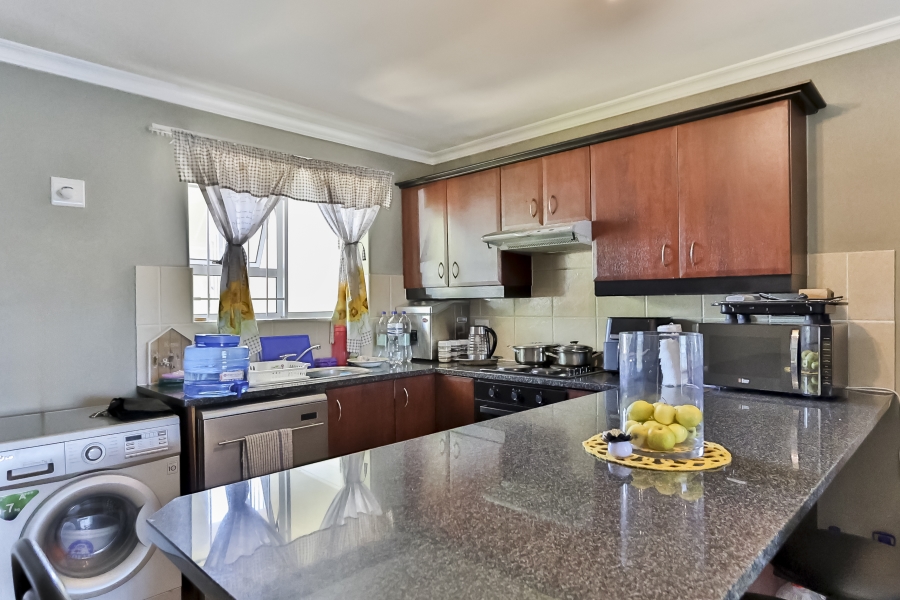 2 Bedroom Property for Sale in Heritage Park Western Cape